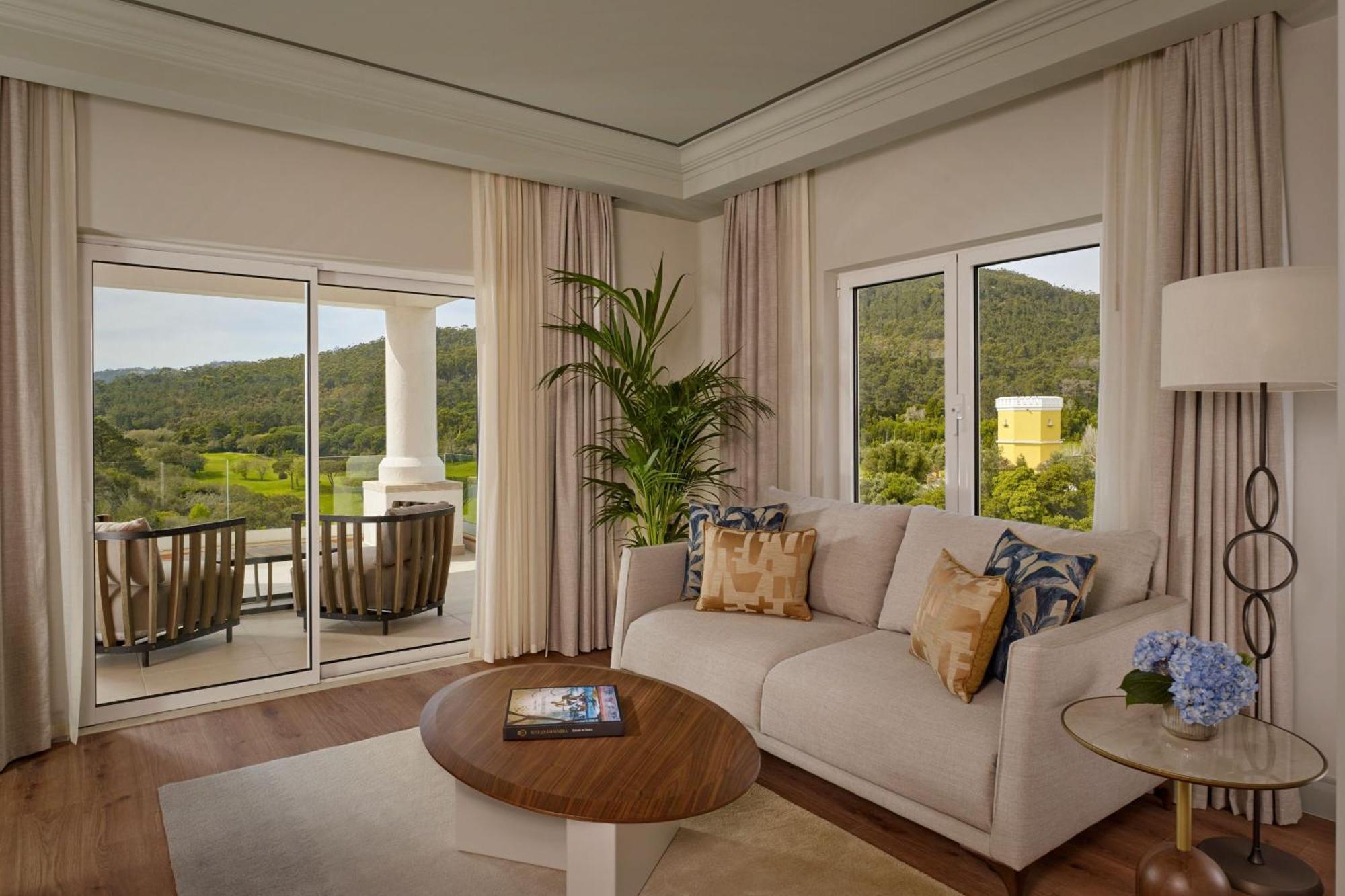One-Bedroom Executive King Suite with Resort View,1618268055:JPEG